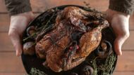 A cooked turkey (Image via Pexels)